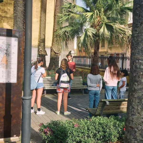 Pequeños artistas en plein air - Clases de dibujo y pintura